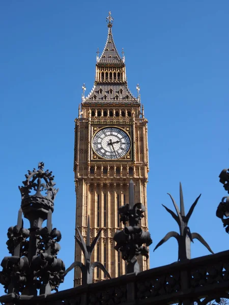 在伦敦 英国大笨钟 — 图库照片