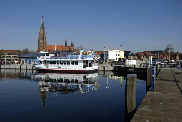 Városnéző Hajó Kikötőben Schleswig Schleswig Holstein Németország — Stock Fotó