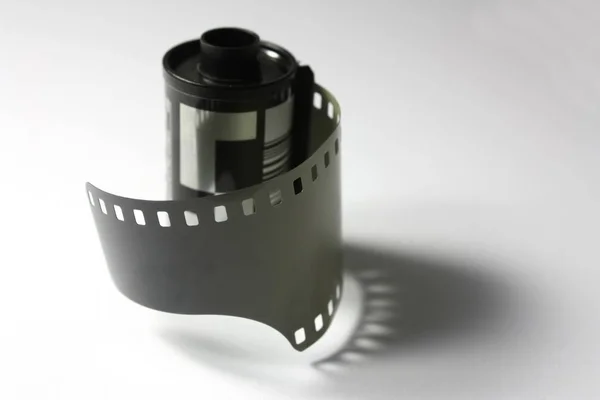 Παλιά Φωτογραφική Μηχανή Φιλμ Λευκό Φόντο — Φωτογραφία Αρχείου