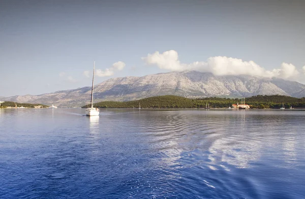 Ένα Πανέμορφο Πανόραμα Που Λαμβάνονται Από Βάρκα Στην Κροατία Θαλασσινό — Φωτογραφία Αρχείου