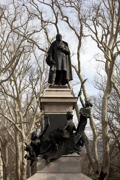 Monumento Domenico Rossetti Trieste Italia — Foto de Stock