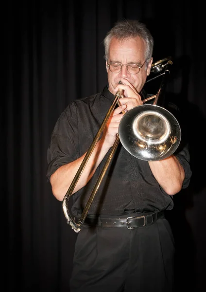 Trombonist Dave Arthur Playing Art Centre Ottawa Canada — Stock Photo, Image