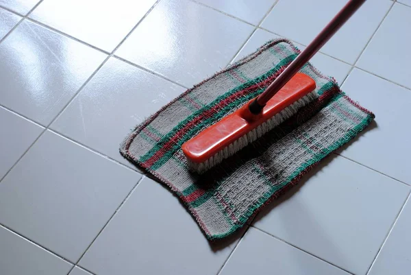 Cleaning Clooth Scrubbing Brush Clean Wet Floor — Stock Photo, Image