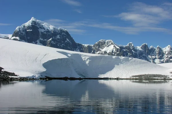 Lagon Glaciaire Iceberg Gelé Blanc Changement Climatique — Photo