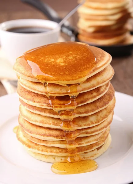 Pfannkuchen Und Honig Hintergrund Nahaufnahme — Stockfoto