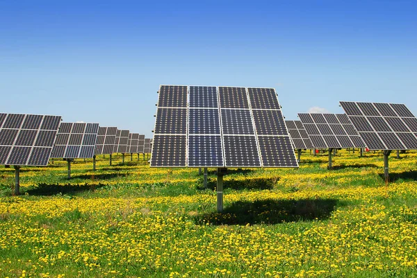 Sistema Energia Solar Geração Eletricidade — Fotografia de Stock