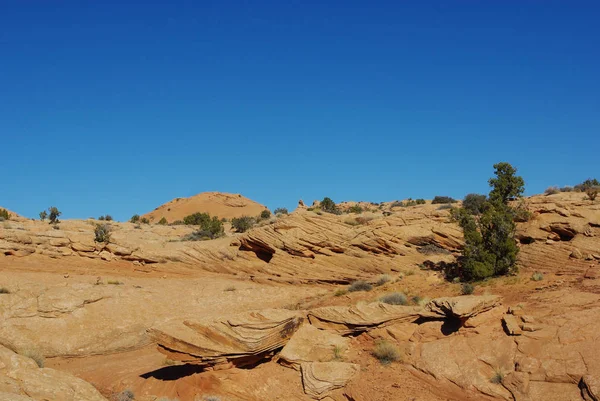 Високі Пустельні Скелі Під Блакитним Небом Тута — стокове фото