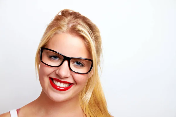 Joven Bonita Mujer Con Gafas — Foto de Stock