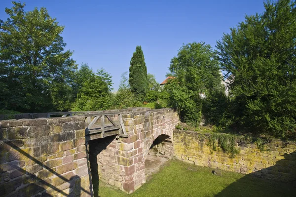 Burggraben Mit Brücke Burggraben Zavelstein Bad Teinach Zavelstein Schwarzwald Baden — Stockfoto