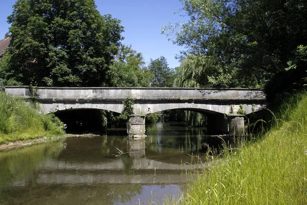 Brug Rivier Zomer — Stockfoto