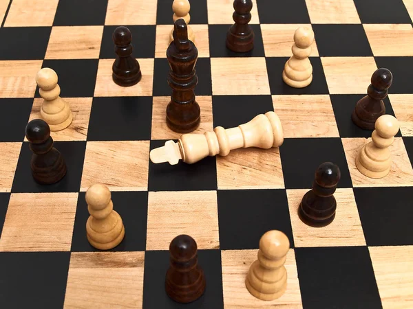 Schachbrett Mit Schach Spiel — Stockfoto