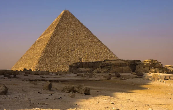 Πυραμίδα Cheops Στο Φως Βράδυ — Φωτογραφία Αρχείου
