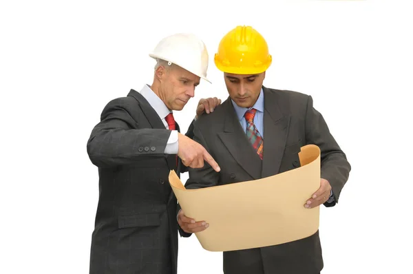 Twee Ingenieurs Geïsoleerd Tegen Een Witte Achtergrond — Stockfoto