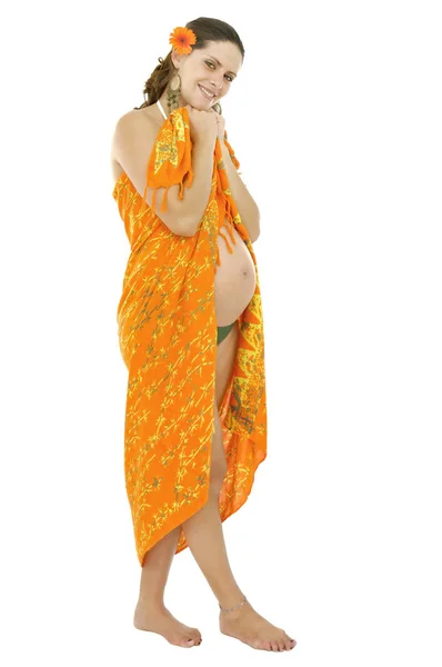 孕妇与橙色抹布和孤立在白色的鲜花 — 图库照片