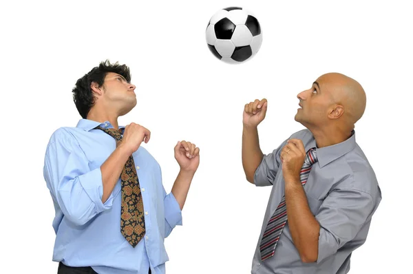 Dois Empresários Jogando Com Uma Bola Futebol Isolado Branco — Fotografia de Stock