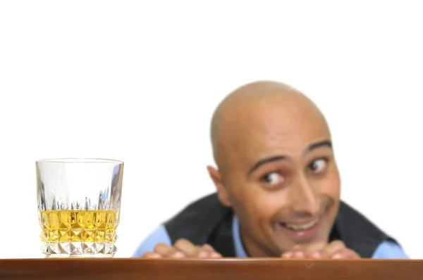 Zakenman Zoek Naar Een Glas Alcohol Geïsoleerd Wit — Stockfoto