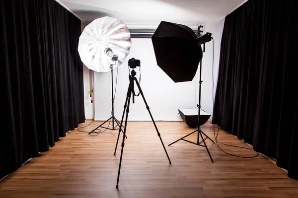 Attrezzatura Professionale Illuminazione Studio — Foto Stock