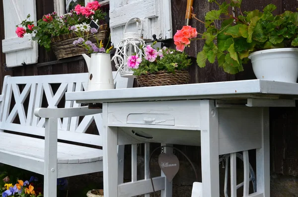 Tuinschuurtje Shabby Chic — Stockfoto