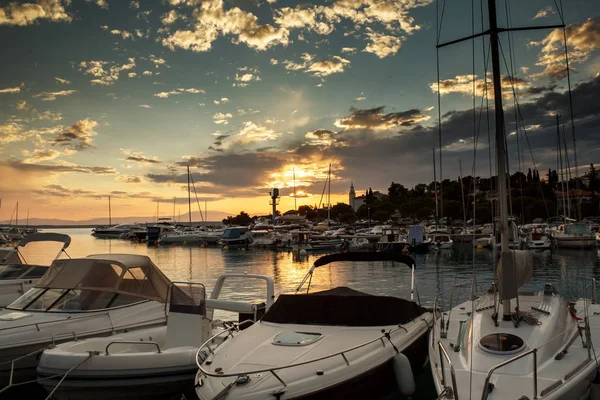 Vissen Cruiseschepen Adriatische Zee Kroatië Populaire Toeristische Bestemming — Stockfoto