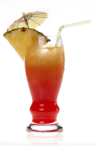 Tequila Sunrise Cocktail Geïsoleerd Een Witte Achtergrond — Stockfoto