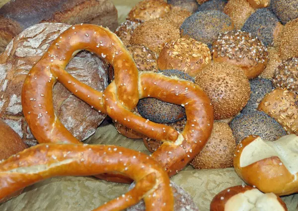 Brezel Und Semmeln — Stockfoto