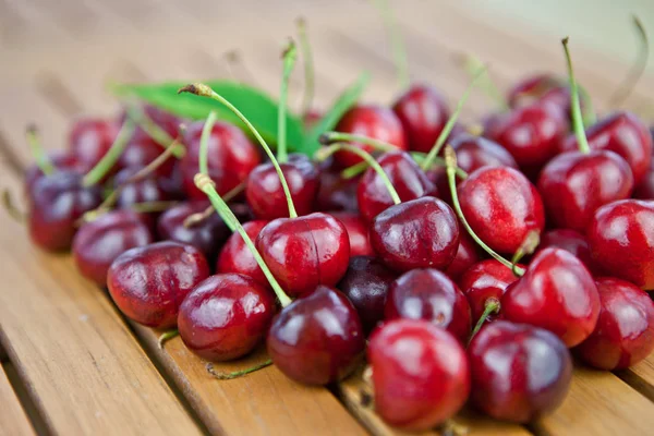 Baies Cerises Mûres Fraîches Gros Plan — Photo