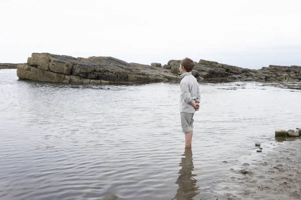 Boy Daydreaming Beach — Stock Photo, Image