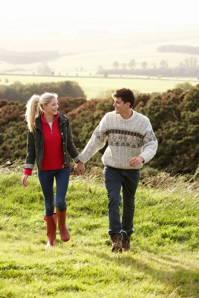 Young Couple Country Walk — Stock Photo, Image