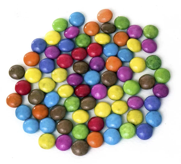 Beaucoup Petits Bonbons Isolés Sur Fond Blanc — Photo