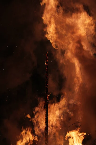 Hořící Rudý Oheň — Stock fotografie