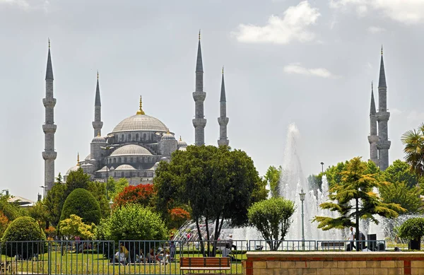 Paysage Mosquée Bleue Istanbul Ses Fontaines Ses Jardins Ses Pique — Photo