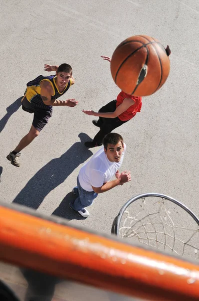 Gorup Young Boys Who Playing Basketball Outdoor Street Long Shadows — Stock Photo, Image