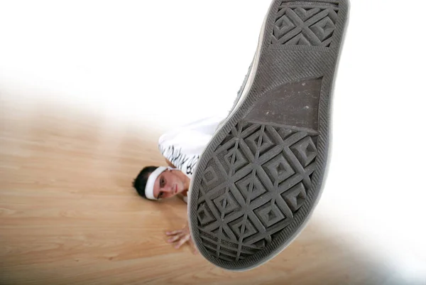 Schuhe Auf Dem Boden — Stockfoto