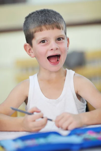 Boldog Gyerek Csoport Szórakozni Játszani Óvodában Beltéri Óvodai Nevelés Koncepció — Stock Fotó