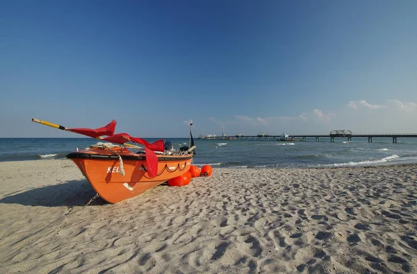 อประมงบนชายหาดของเกนฮ สเซน โฮลสต — ภาพถ่ายสต็อก