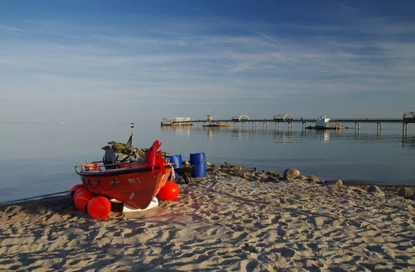 Рыбацкая Лодка Пляже Келленхузен Гольштейн — стоковое фото