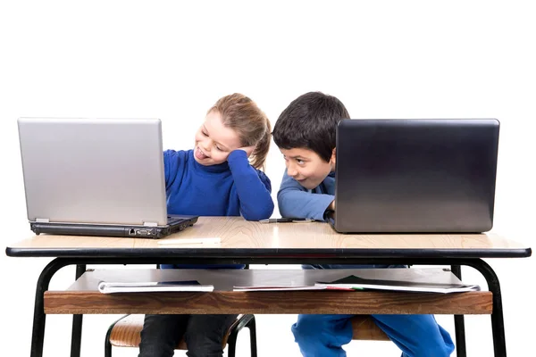 Niños Aula Con Computadoras Portátiles —  Fotos de Stock