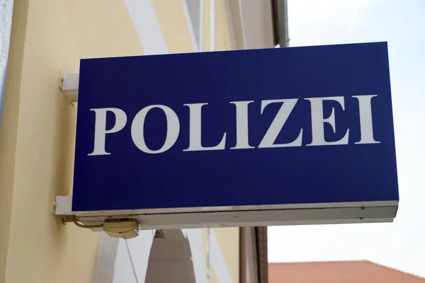 Polizeischild Einer Hauswand — Stockfoto