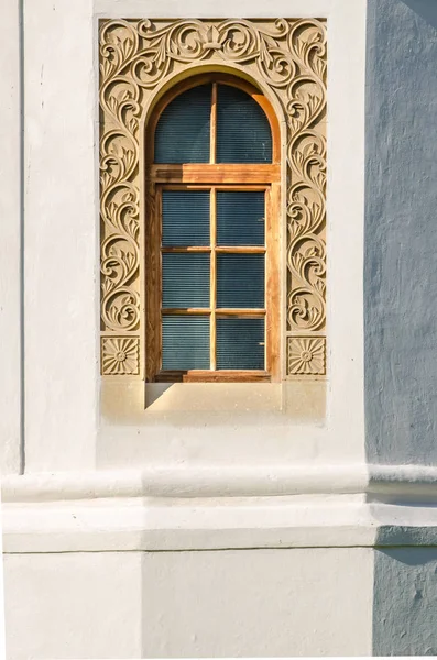 Holzgeschnitztes Rahmenfenster Traditionelles Motiv Aus Dem Kloster Sambata Rumänien — Stockfoto