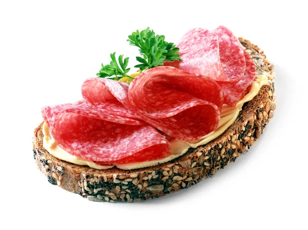 Lekker Voorgerecht Van Dun Gesneden Kruidige Salami Volkoren Brood Met — Stockfoto