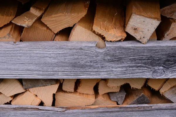 Ułożone Drewniane Stosy Kora — Zdjęcie stockowe