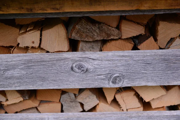 Ułożone Drewniane Stosy Kora — Zdjęcie stockowe