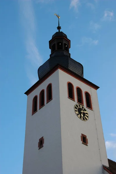 Wieża Kościelna Kościoła Protestanckiego Neuburgu Rufie — Zdjęcie stockowe