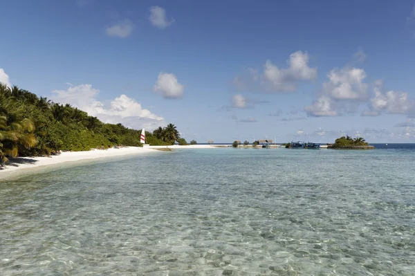 Остров Макунуду Мальдивах — стоковое фото