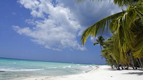 Schöne Tropische Strandlandschaft — Stockfoto