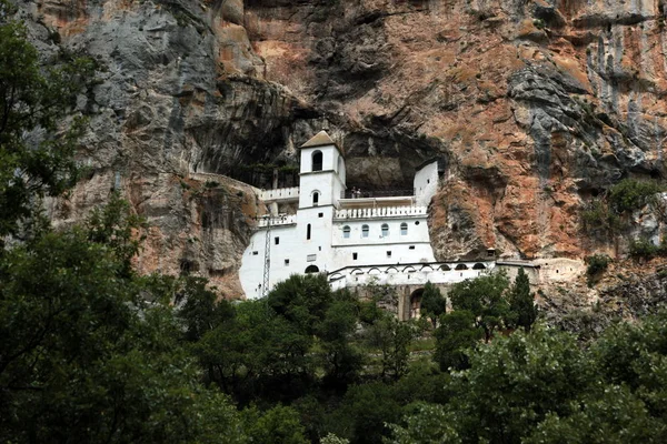 Monasterio Manastir Ostrog Sur Niksic Montenegro Los Balkans Mar Mediterráneo —  Fotos de Stock