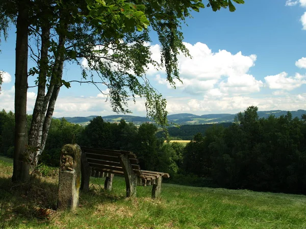 Bank Mit Schöner Aussicht — Stockfoto