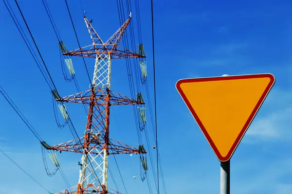 Power Pylon Blue Sky Electrical Transmission Tower — Stock Photo, Image