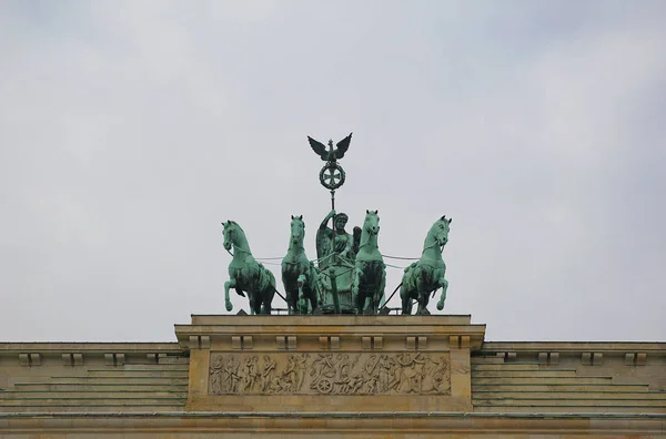 Quadriga Brandenburgi Kapunál Berlin — Stock Fotó