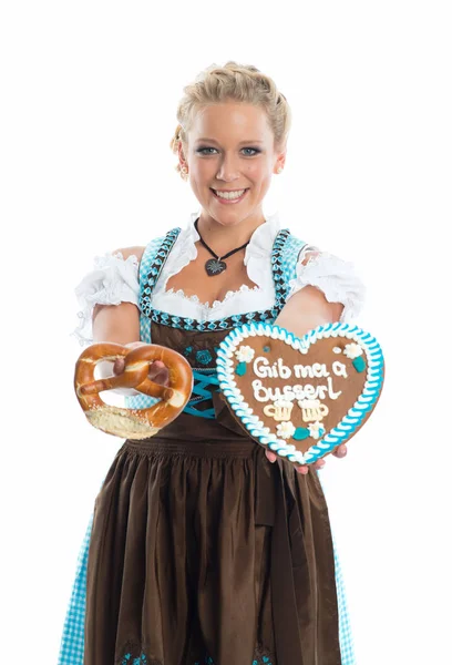 Bayerisches Mädchen Mit Lebkuchenherz Und Brezeln — Stockfoto